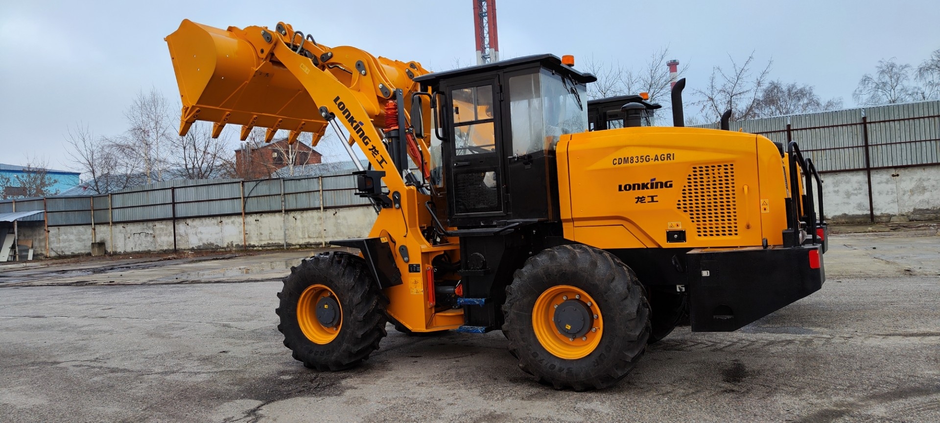 Фронтальный погрузчик Lonking CDM835G